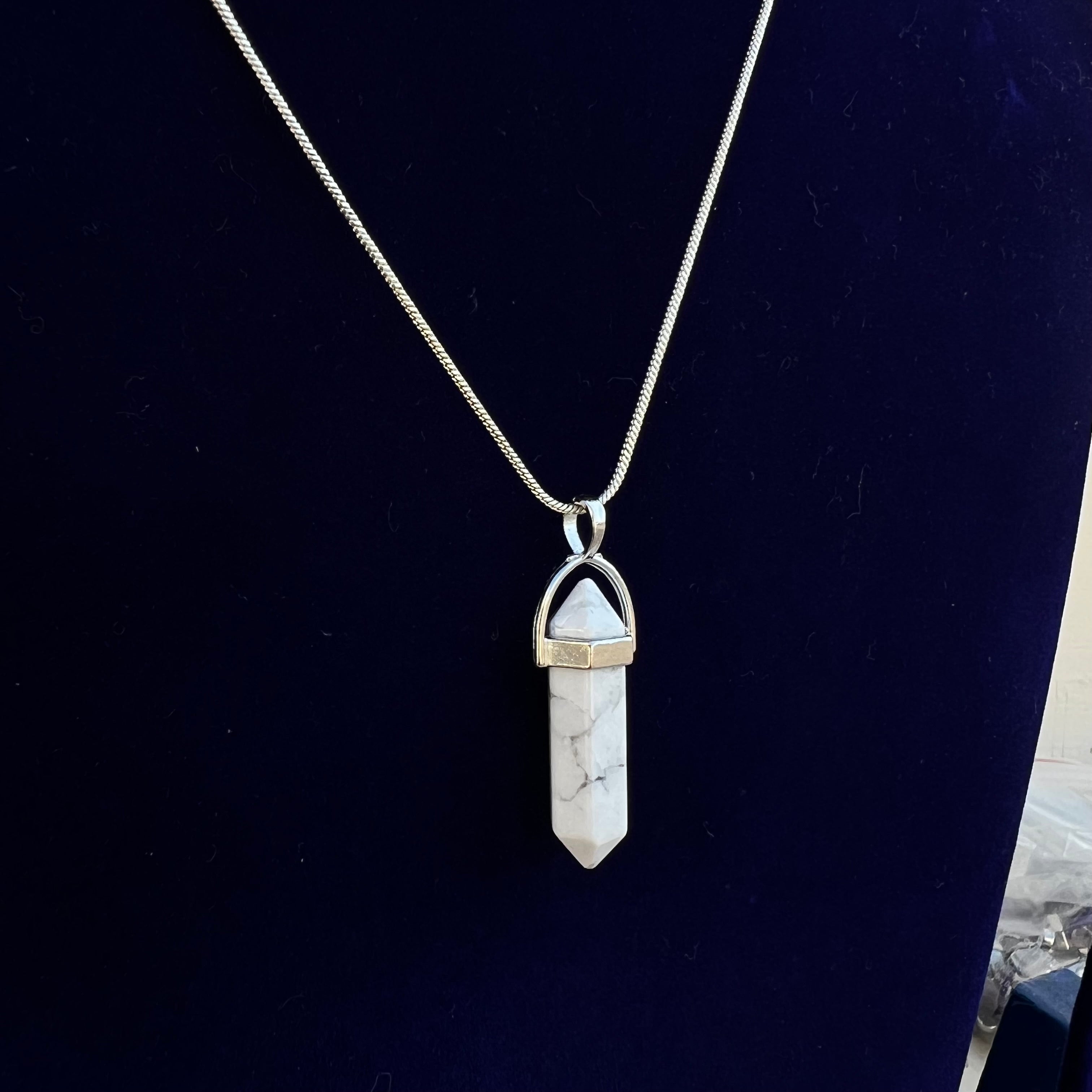 HOWLITE PENDANT: GERMAN SILVER
