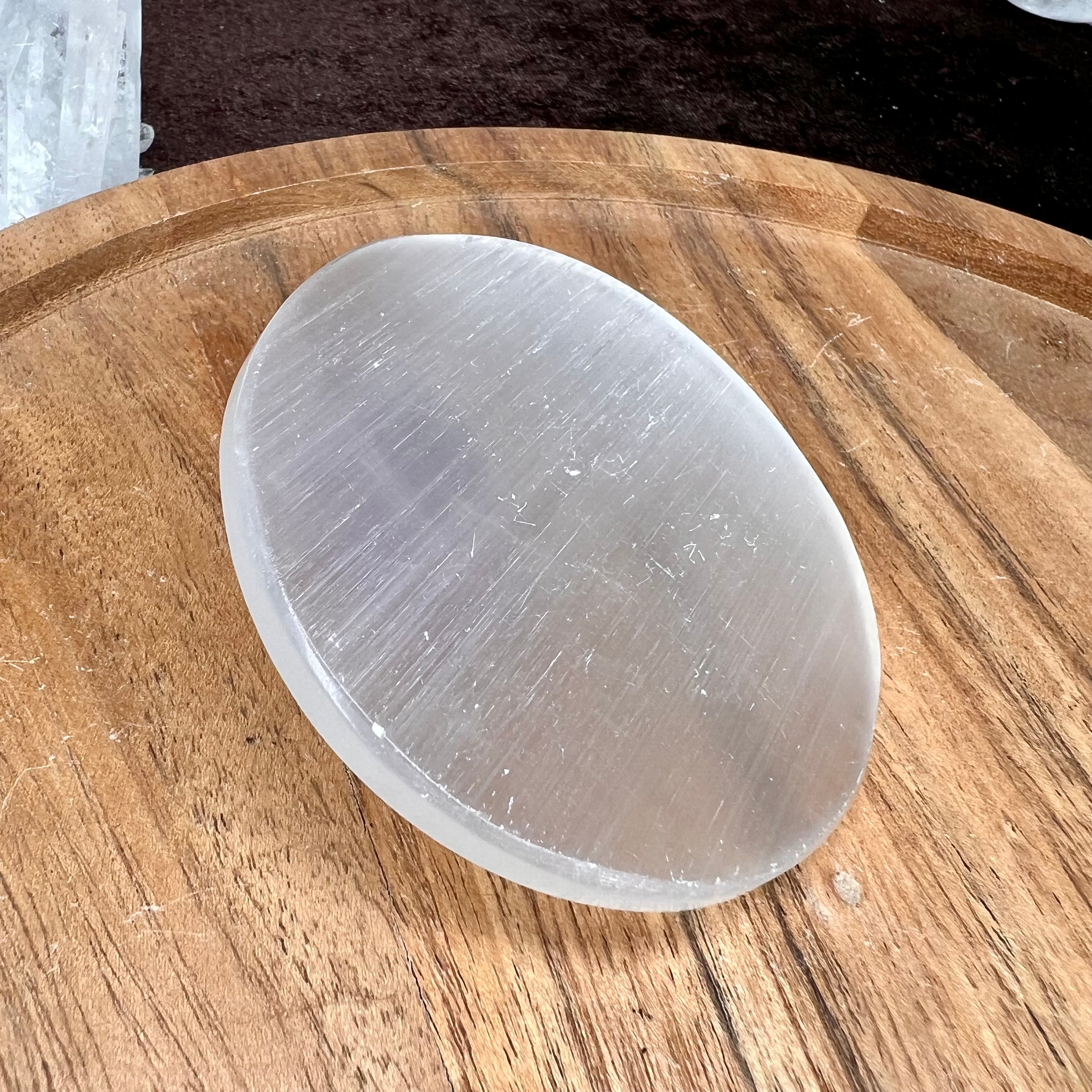 SELENITE CIRCULAR PLATE - 3 INCH DIAMETER